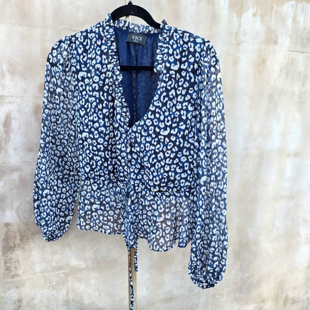Vici flowy blue leopard print blouse